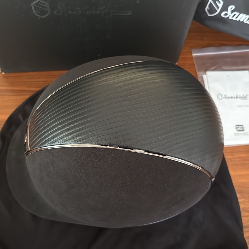 Samshield Riding Helmet - Picture 5 of 16